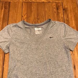 Nike Dry-Fit t-shirt Grey Medium